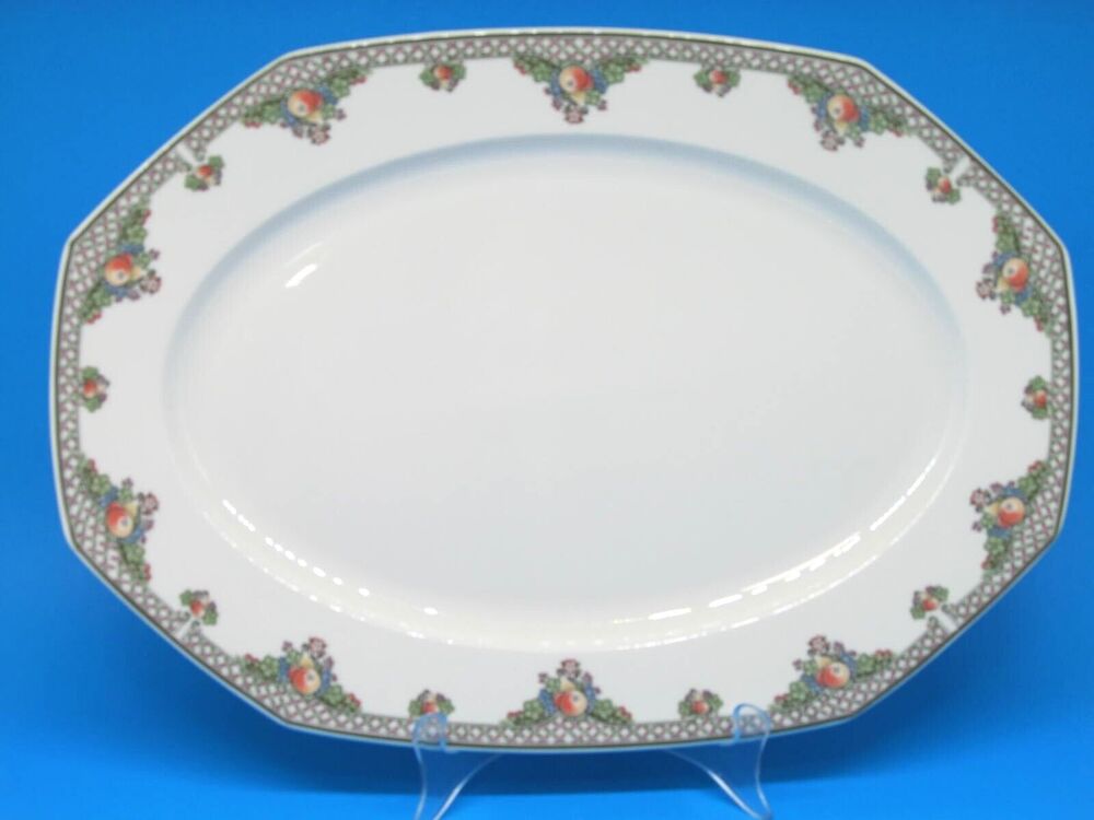 Wedgwood Pergola 15" Serving Platter Excellent Condition